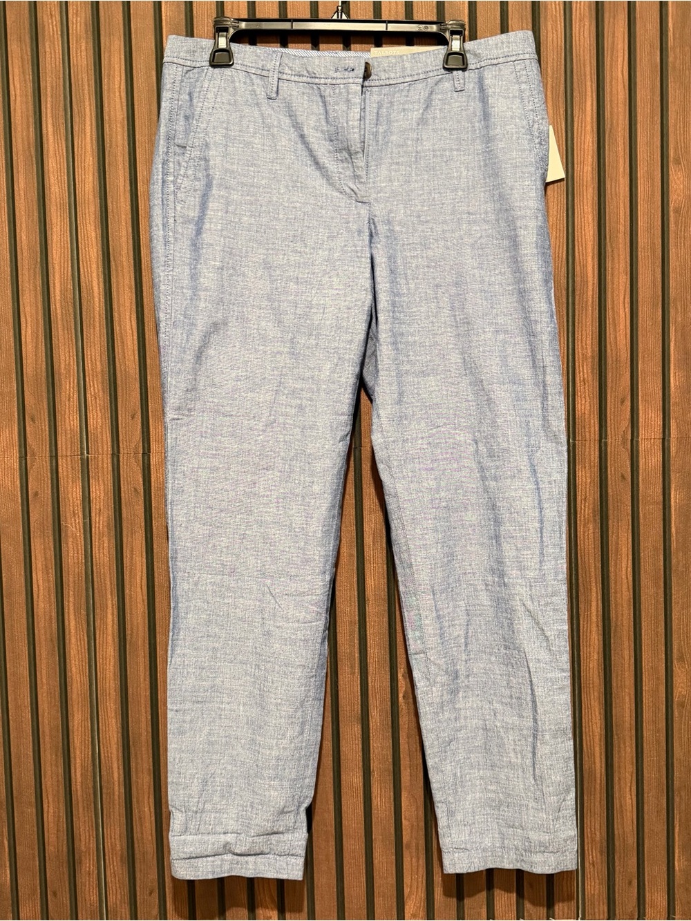 NWT Talbots Girlfriend Chino Pants Chambray Size 8 Cropped